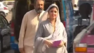 Ayesha Gulalai Ding Dong Bubble Viral Video (WATCH 18+)